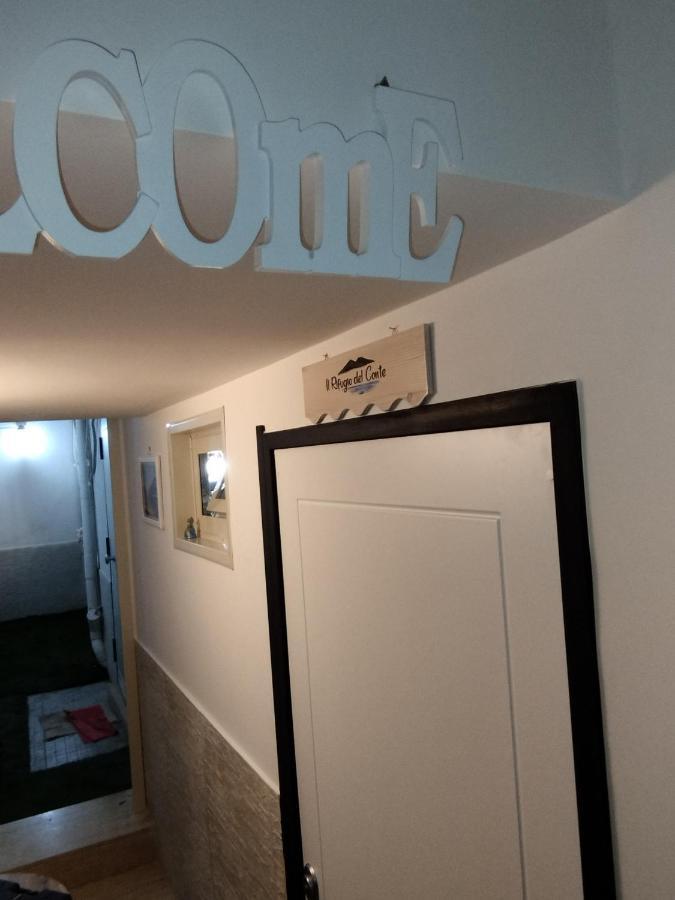 Apartamento Il Rifugio Del Conte Nápoles Exterior foto