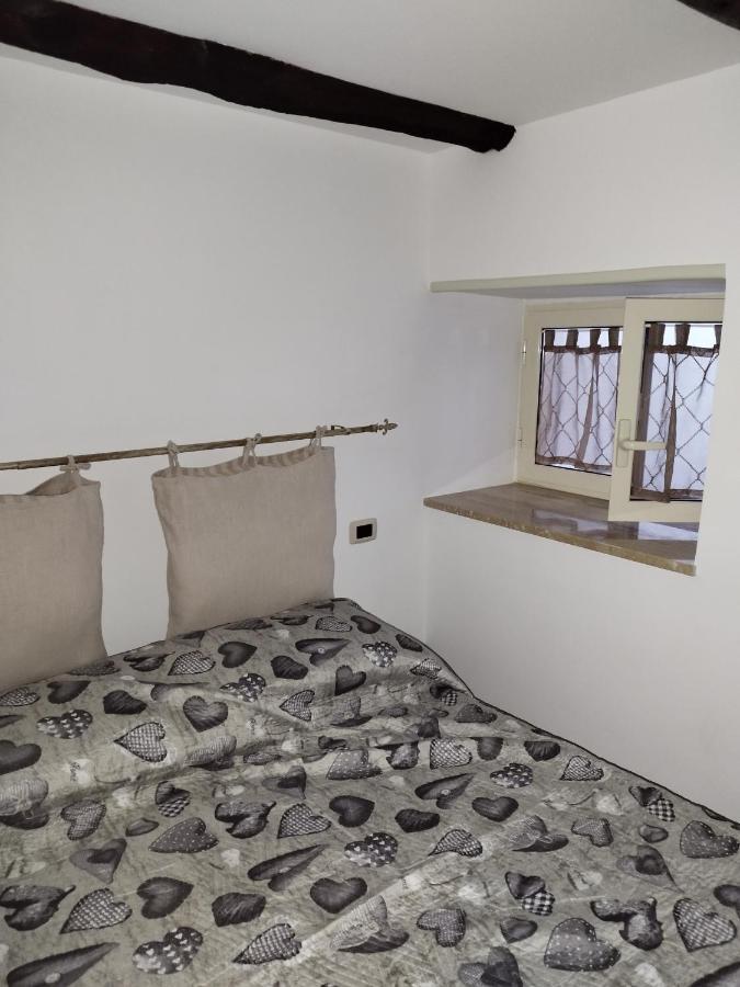 Apartamento Il Rifugio Del Conte Nápoles Exterior foto